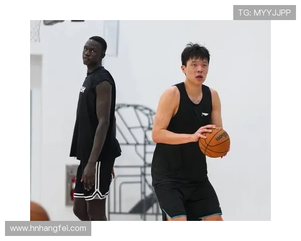 2024年NBA选秀前夕各大球队试训名单曝光引发关注